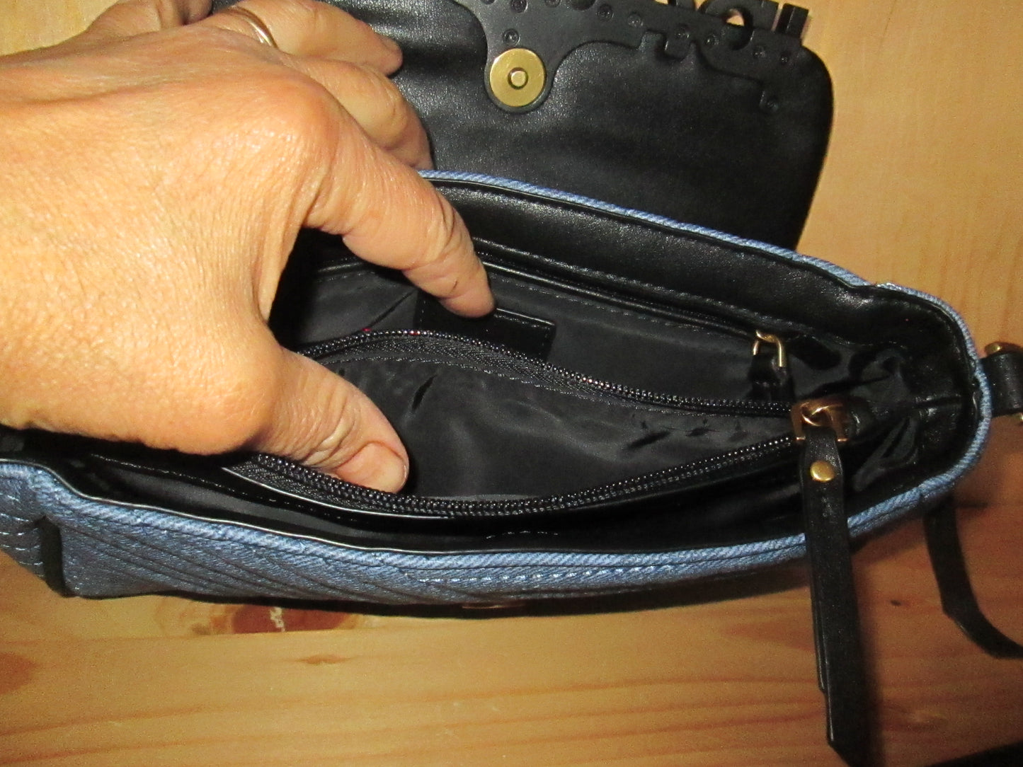 Sac DESIGUAL  modèle 60V1625