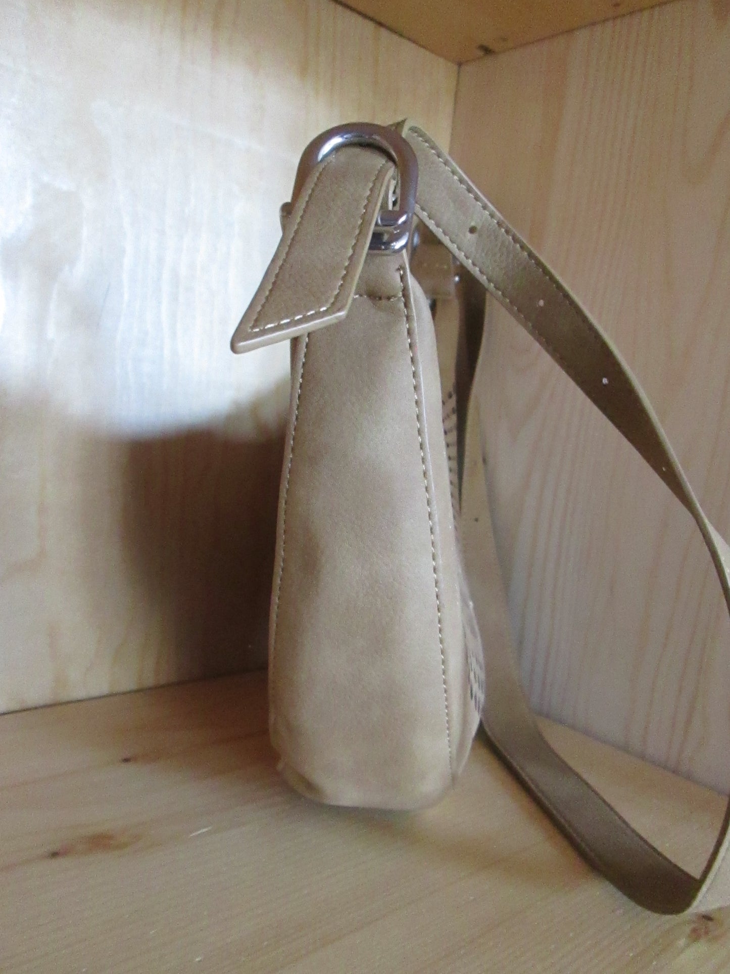 Sac Desigual modèle ajouré moyen 56V1625