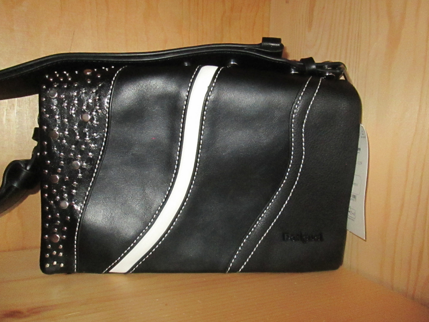 Sac DESIGUAL modèle rabat punkette Dortmund 75V1625