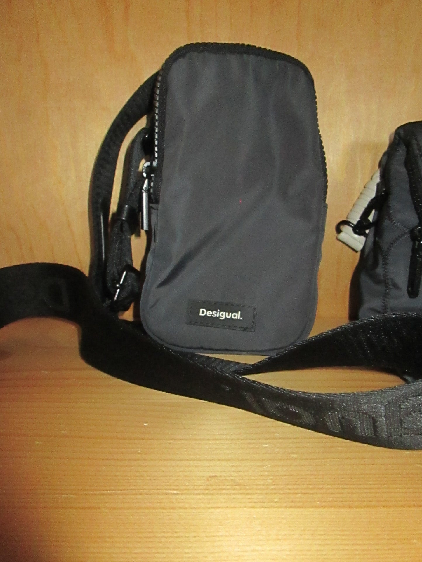 Sac DESIGUAL MODELE Be random venecia. 783V1625