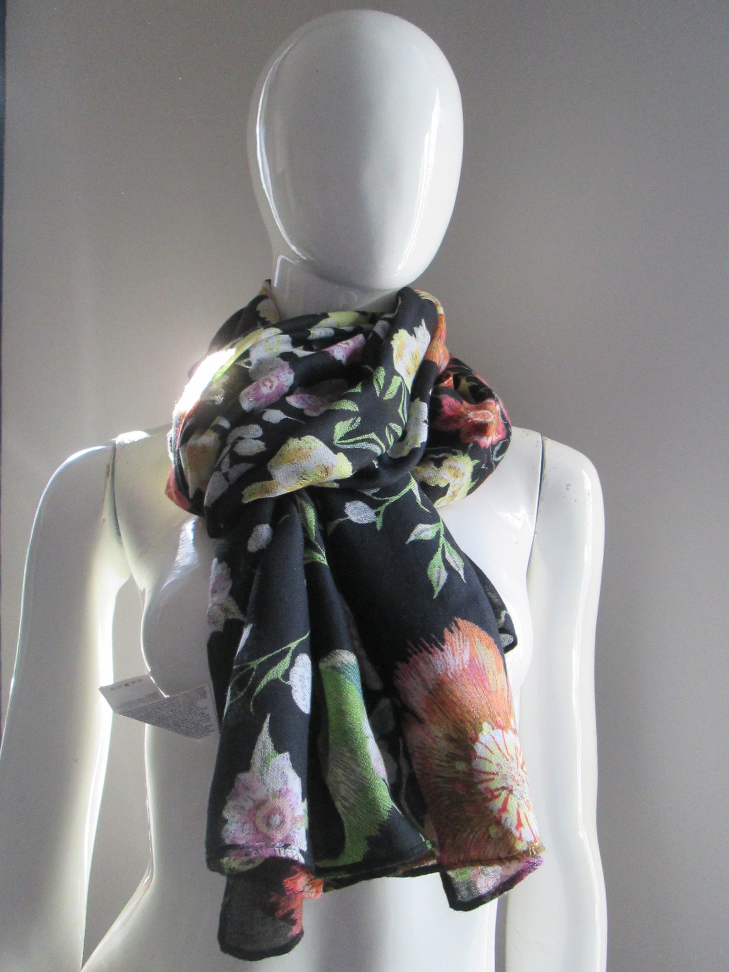 Foulard Desigual modèle 68V1625