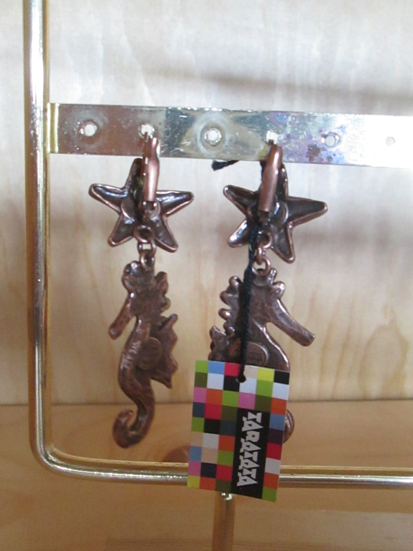 Boucles d’Oreilles TARATATA modèle « hippocampe «
