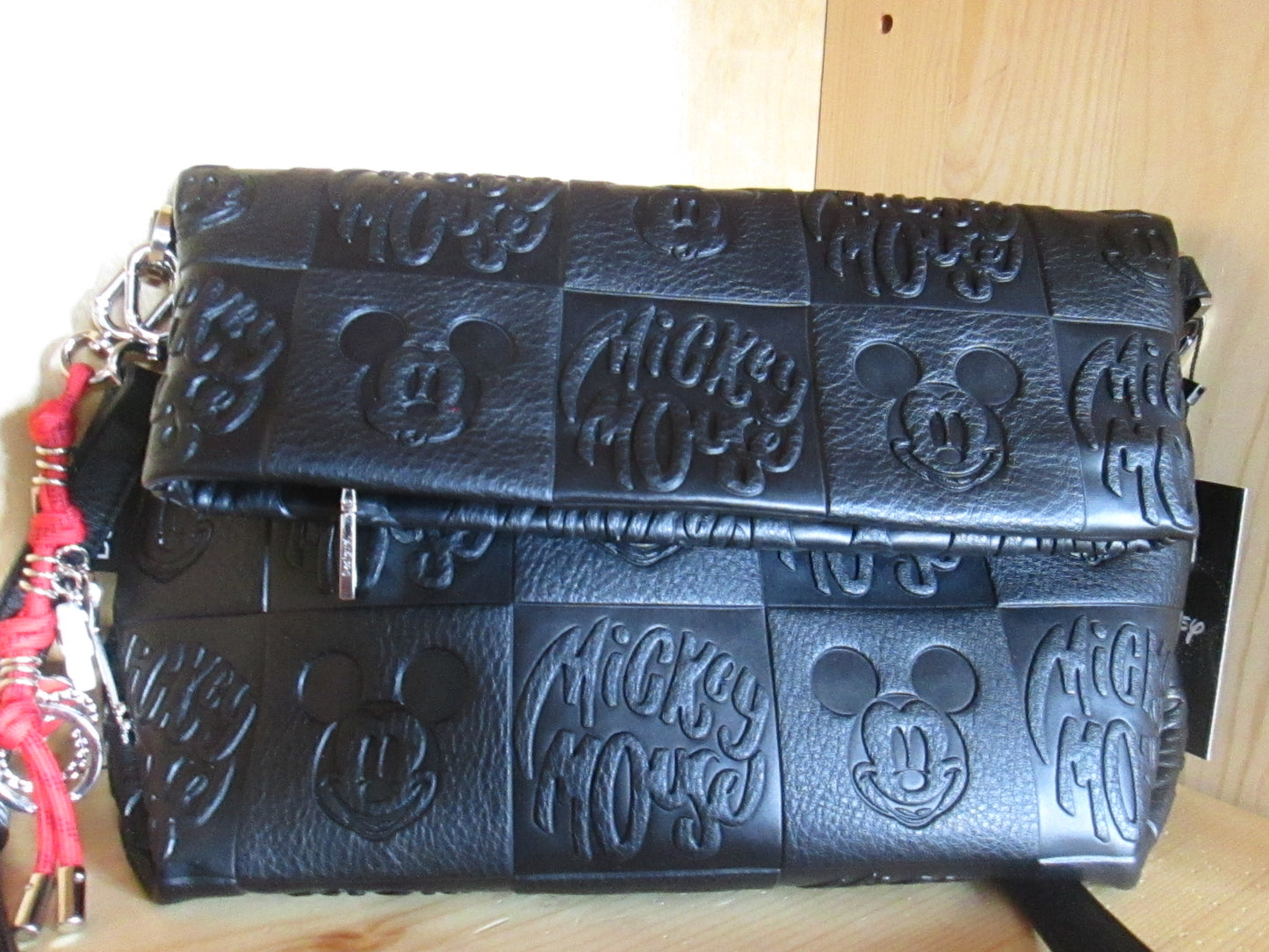 Sac DESIGUAL modèle mickey à rabat 82V1625
