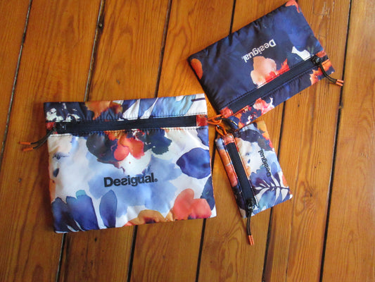 Lot de 3 portemonnaie, pochettes DESIGUAL modèle 12V11125