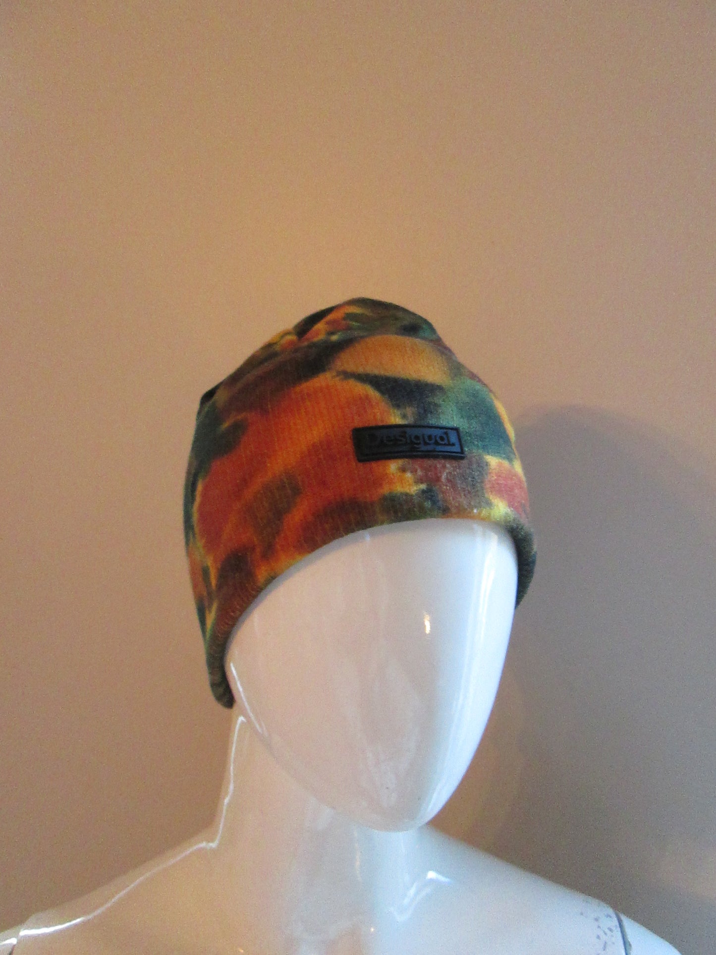 Bonnet DESIGUAL modèle n° 1