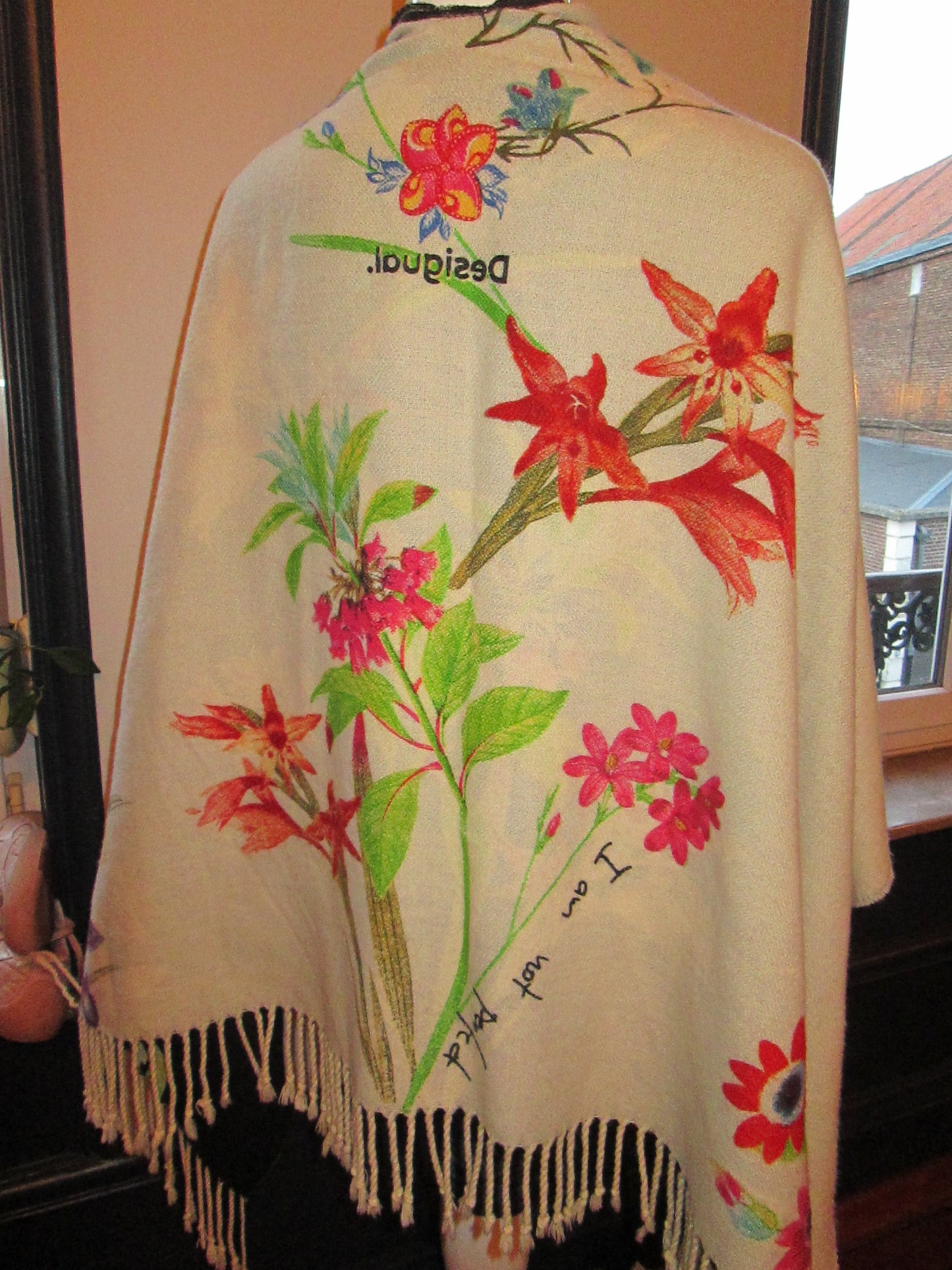 PONCHO Desigual modèle N° 3