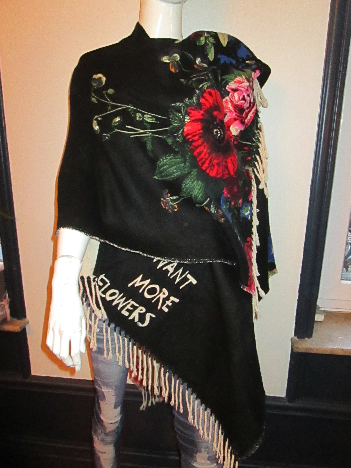 PONCHO Desigual modèle N° 4