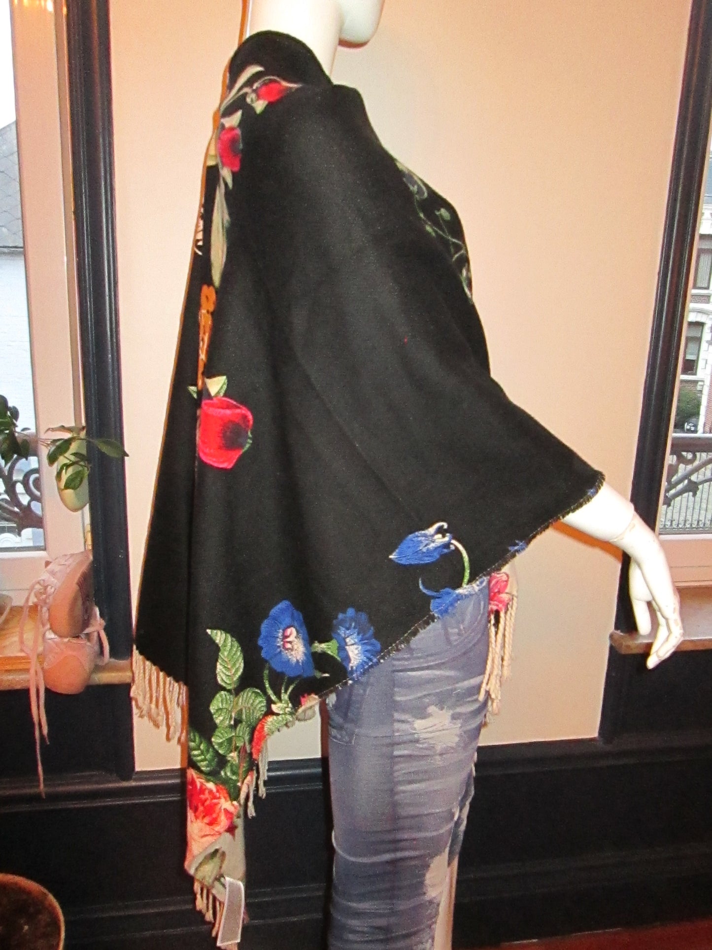 PONCHO Desigual modèle N° 4