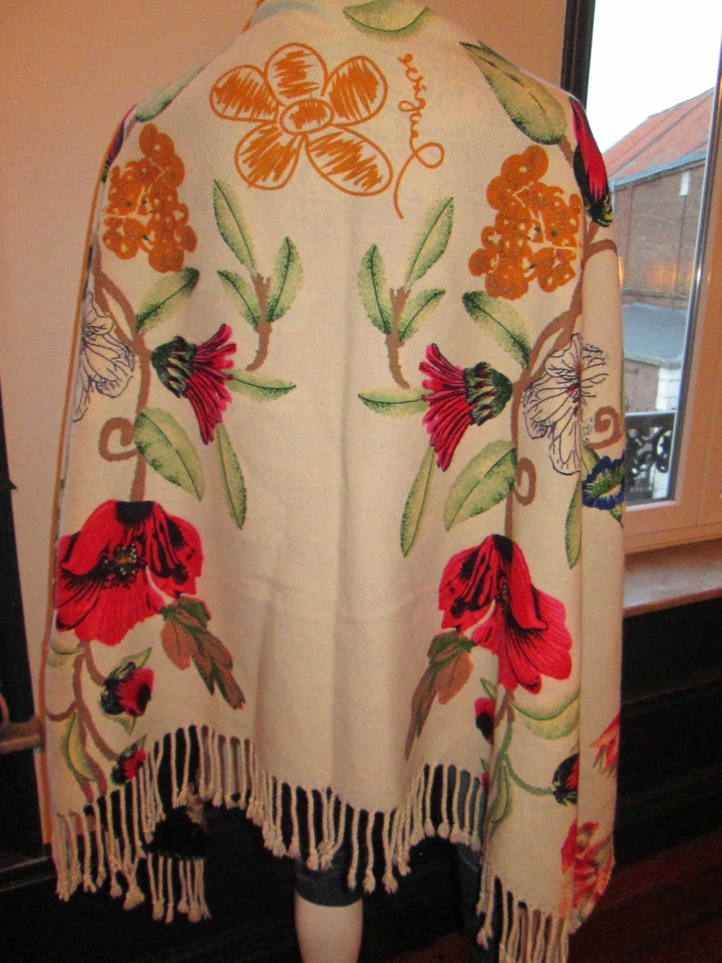 PONCHO Desigual modèle N° 4