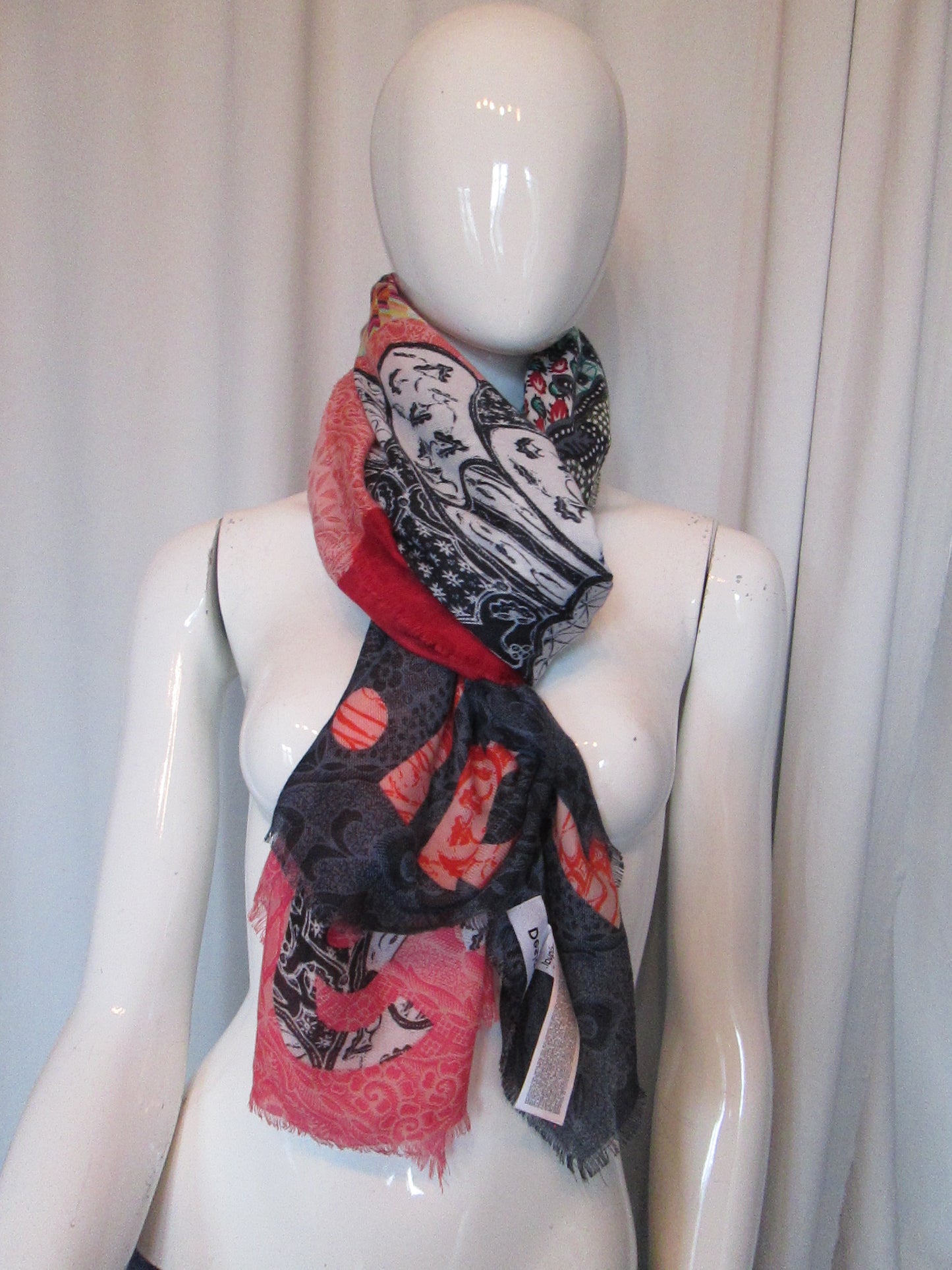 Foulard modèle butterfly  6V1824