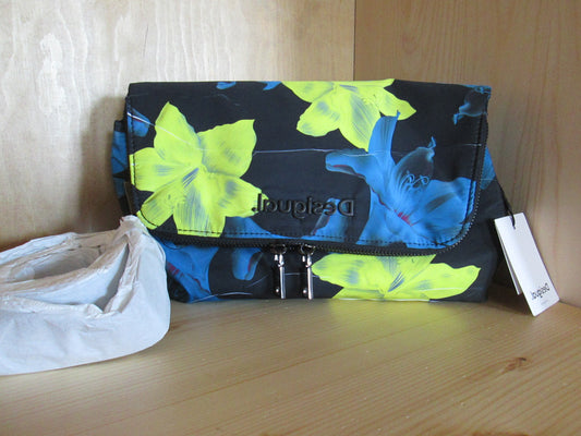 Sac DESIGUAL modèle 67V11023