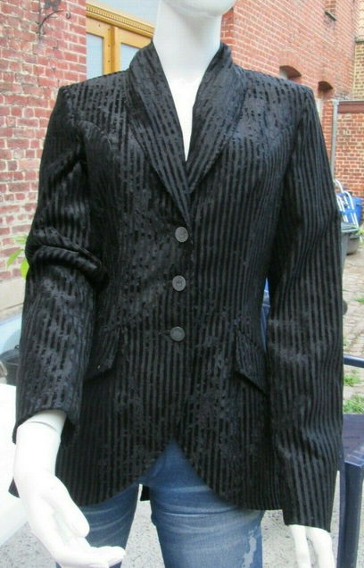 Veste modèle SQ2581