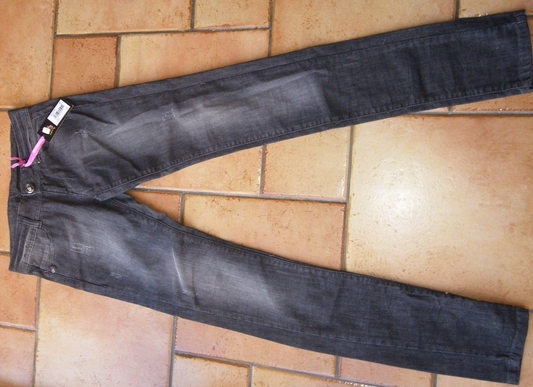 Pantalon modèle SQ30118