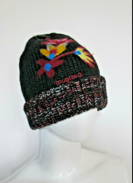 Bonnet  DESIGUAL modèle TWIST 171EN14721