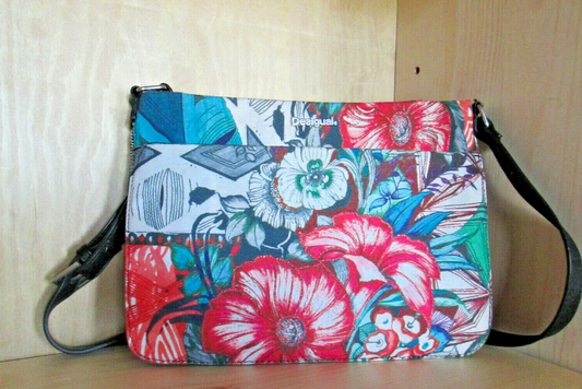 Sac DESIGUAL  modèle 14V14222