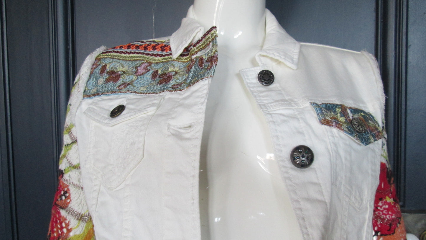 Veste / Blouson DESIGUAL  modèleexotic white jacket 33V1323