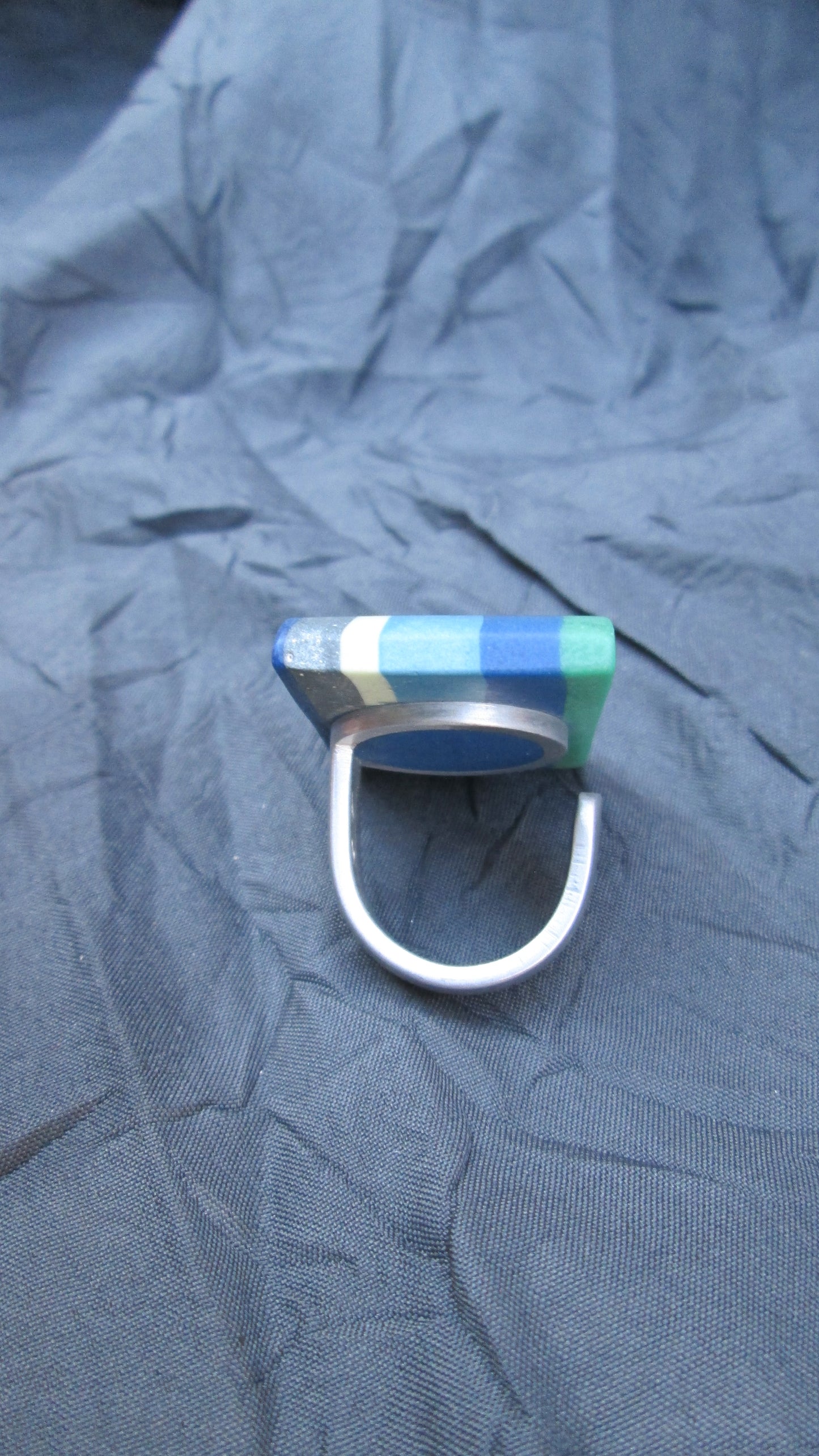 Bague rectangle bleue 53V4621